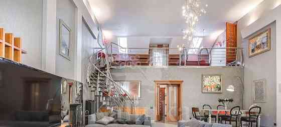 Дом, 1100 м2, 40 соток, 3 эт. Одинцово