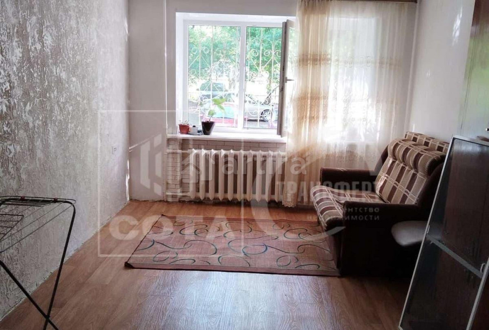 Комната, 18 м2, 1/5 эт. Воронеж - изображение 1