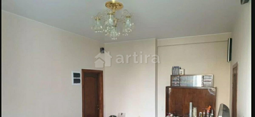 Комната, 33 м2, 4/5 эт. Москва - изображение 2