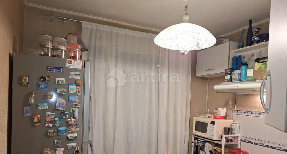 Комната, 14 м2, 1/9 эт. Москва - изображение 1