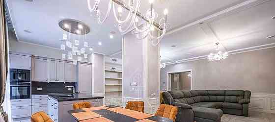 Таунхаус, 300 м2, 2.7 сотки, 3 эт. Истра