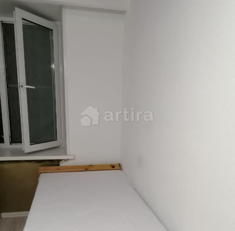 Комната, 22 м2, 2/14 эт. Москва - изображение 1