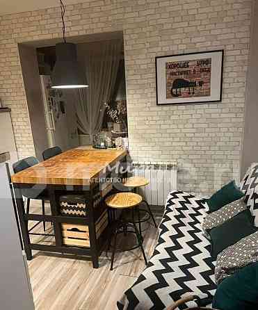 3-комн. квартира, 99 м2, 7/17 эт. Москва