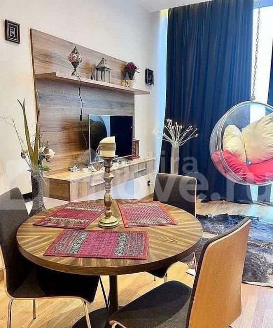 Студия, 45 м2, 55/68 эт. Москва - изображение 1