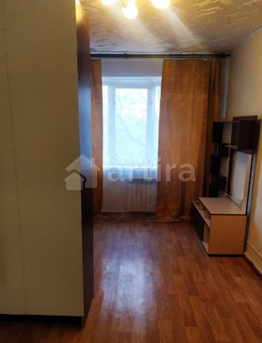 Комната, 35 м2, 5/5 эт. Саратов - изображение 1