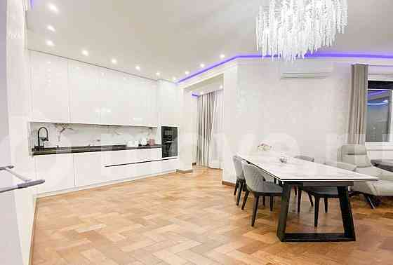 4-комн. квартира, 168 м2, 9/33 эт. Москва