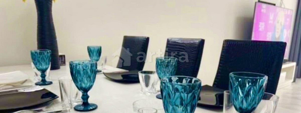 Коттедж, 250 м2, 5 соток, 3 эт. Красногвардейское - изображение 2