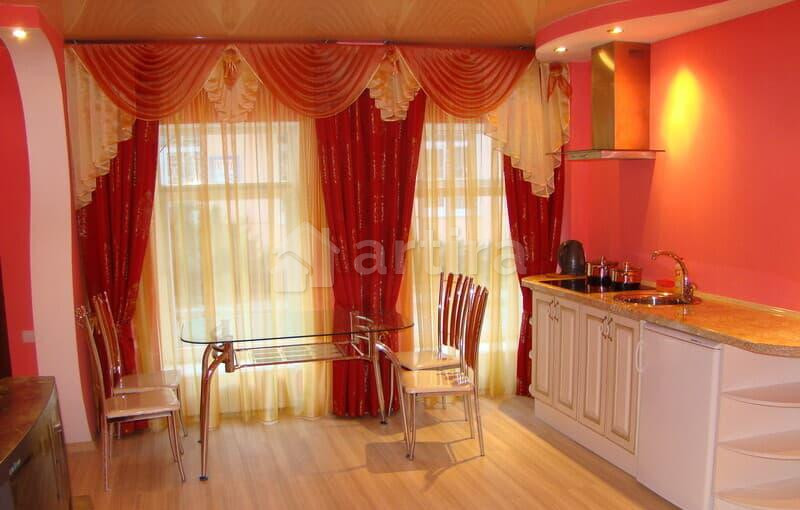 2-комн. квартира, 45 м2, 1/2 эт. Ялта - изображение 1