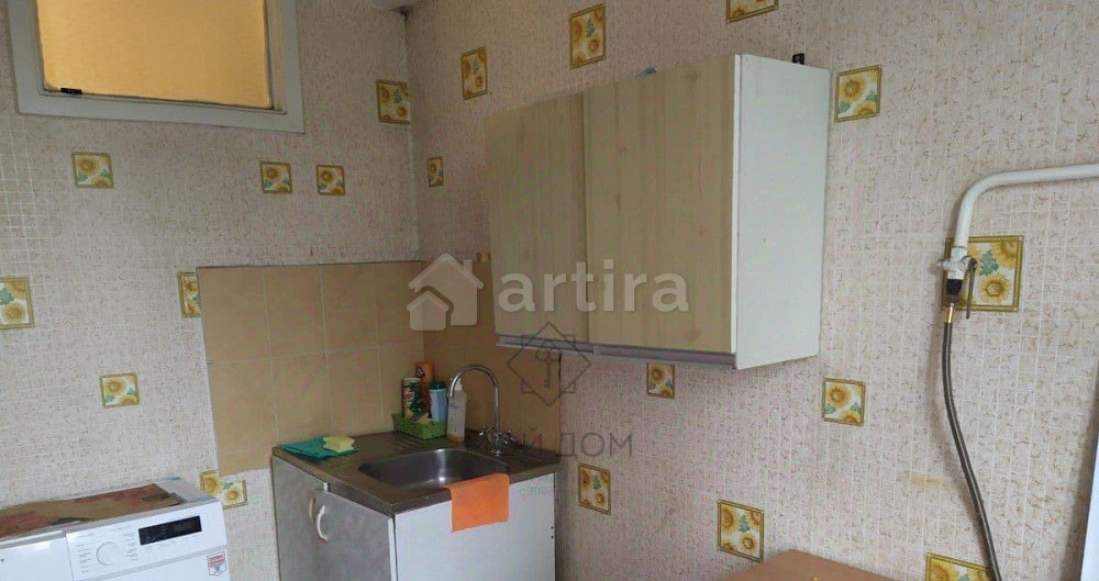 Комната, 15 м2, 5/9 эт. Москва - изображение 1