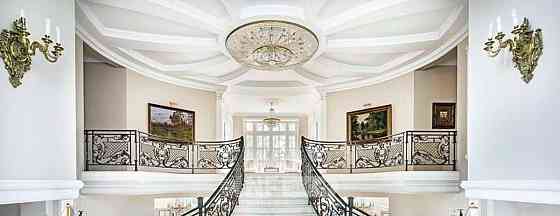 Коттедж, 1250 м2, 0.7 га, 3 эт. Москва