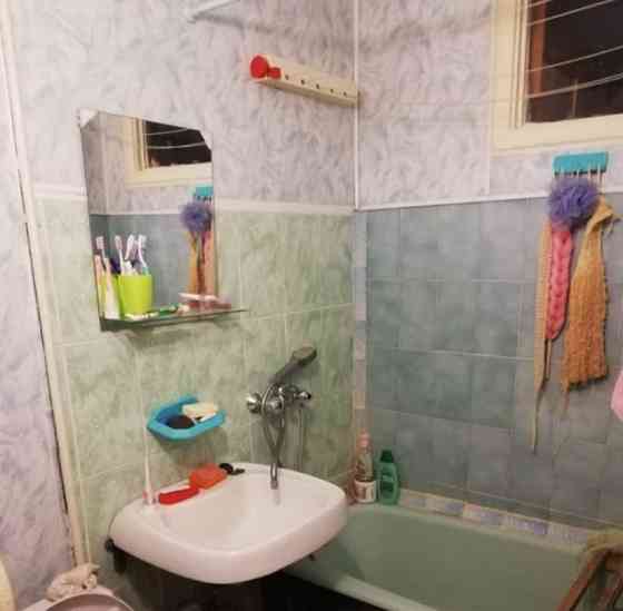 Комната, 42 м2, 5/5 эт. Андреевка