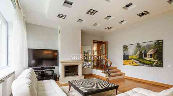 Коттедж, 1000 м2 Троицк