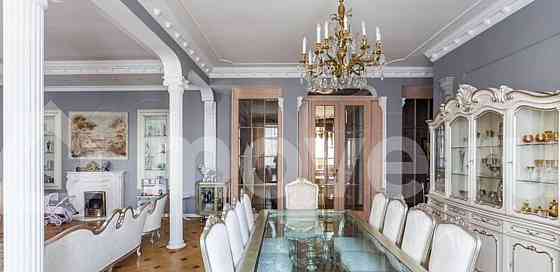 4-комн. квартира, 188 м2, 4/6 эт. Москва