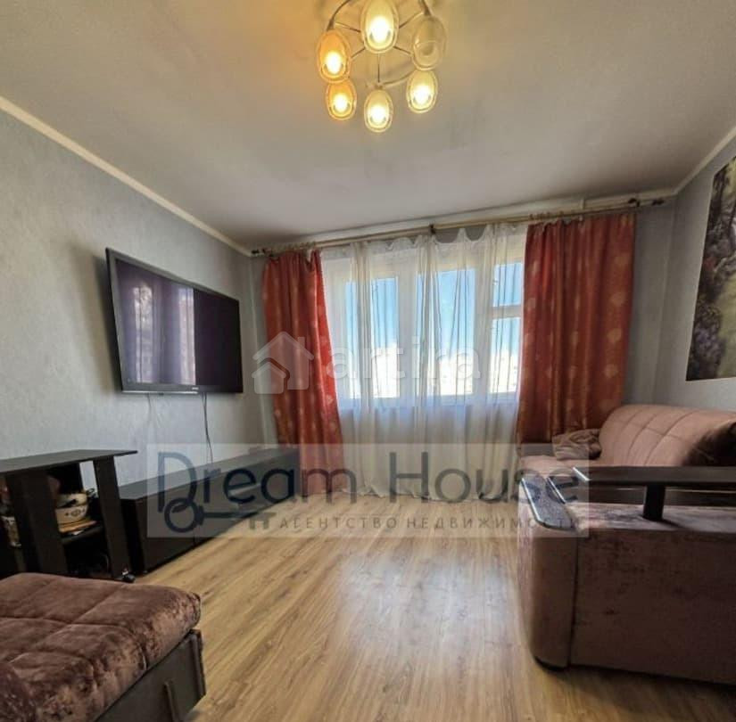 Комната, 30.3 м2, 6/7 эт. Москва - изображение 1