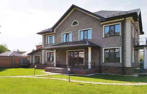 Коттедж, 400 м2 Краснознаменск