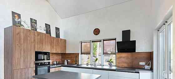 Дом, 213 м2, 23 сотки, 2 эт. Выборг