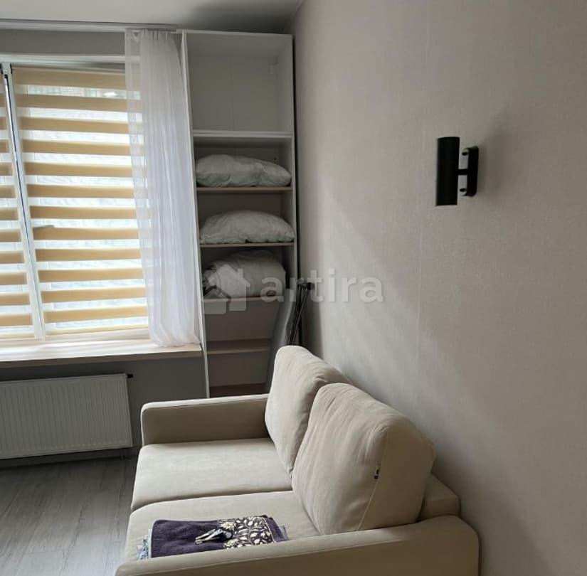 Комната, 46 м2, 1/9 эт. Санкт-Петербург - изображение 2