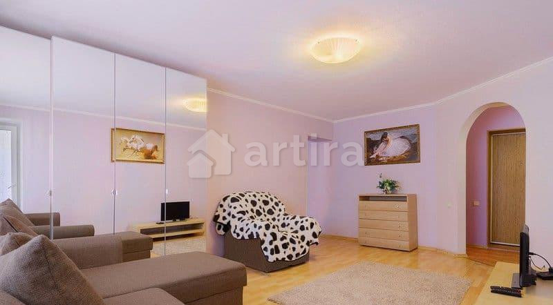 2-комн. квартира, 55 м2, 8/10 эт. Ростов-на-Дону - изображение 1