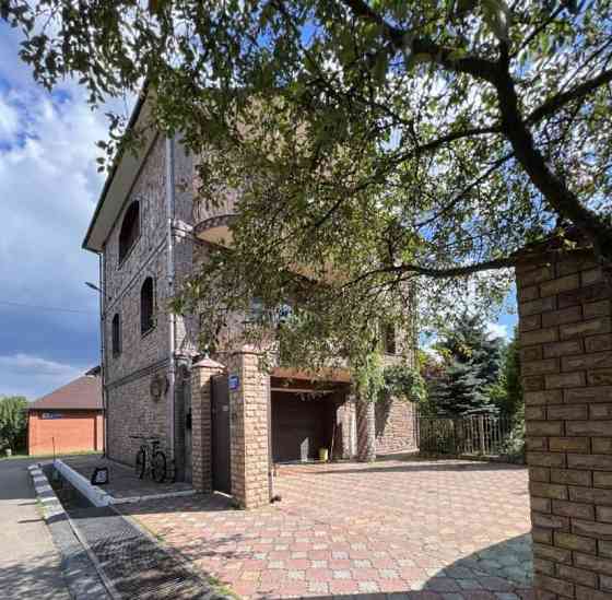 Дом, 210 м2, 14 соток, 2 эт. Красногорск