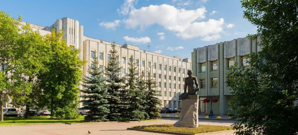 Комната, 80 м2, 3/5 эт. Санкт-Петербург - изображение 4