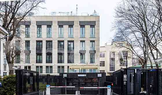 4-комн. квартира, 163.5 м2, 1/6 эт. Москва