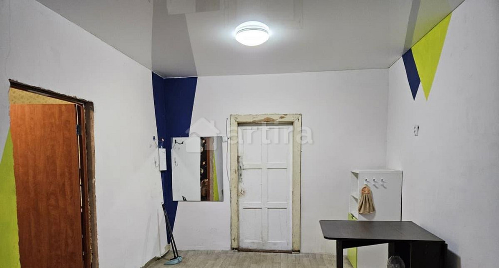 Комната, 60 м2, 1/2 эт. Екатеринбург - изображение 1