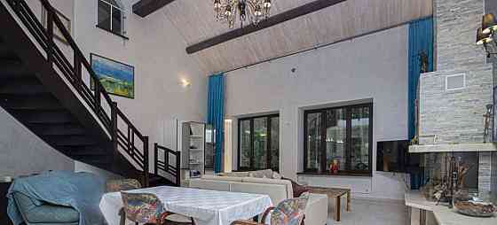 Дом, 724.5 м2, 2 га, 3 эт. Солнечногорск