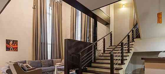 Дом, 600 м2, 20 соток, 3 эт. Видное