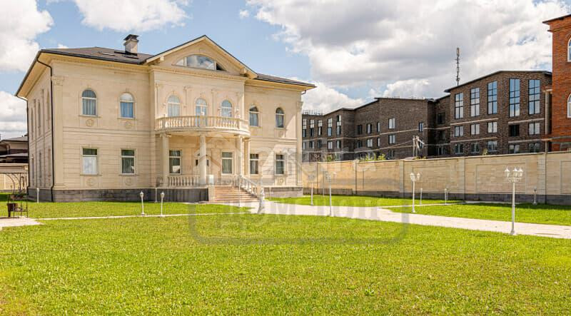 Коттедж, 1350 м2 Мытищи - изображение 1