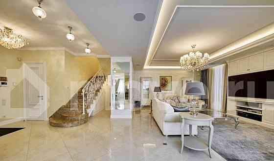 4-комн. пентхаус, 326.3 м2, 19/19 эт. Москва