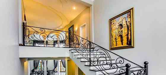 Коттедж, 570 м2, 17 соток, 2 эт. Красногорск