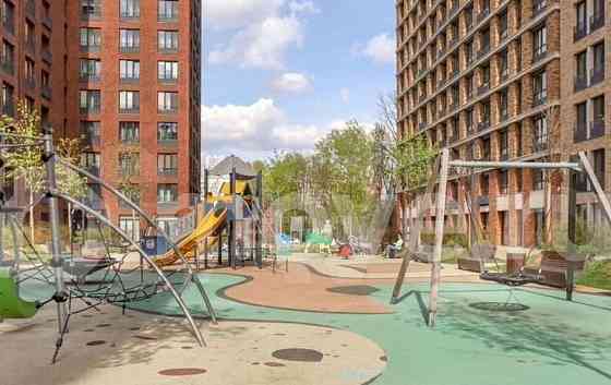 3-комн. квартира, 70 м2, 2/30 эт. Москва