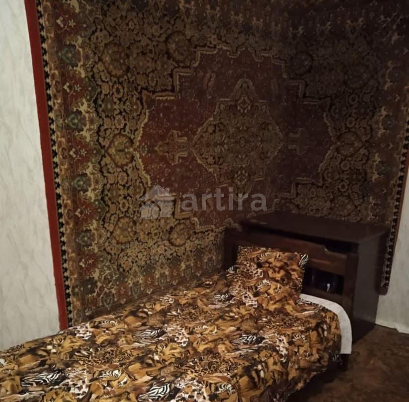 Комната, 16 м2, 2/5 эт. Москва - изображение 1