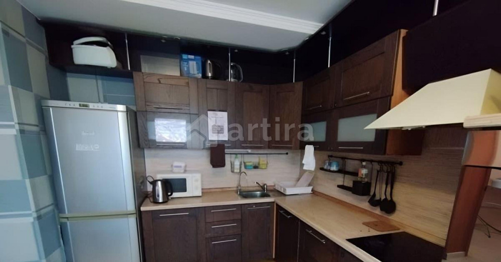 Комната, 180 м2, 8/9 эт. Санкт-Петербург - изображение 1