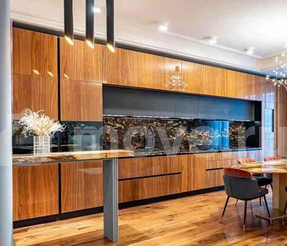 4-комн. апарт-ы, 138 м2, 10/15 эт. Москва