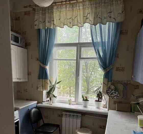 Комната, 98 м2, 2/5 эт. Москва