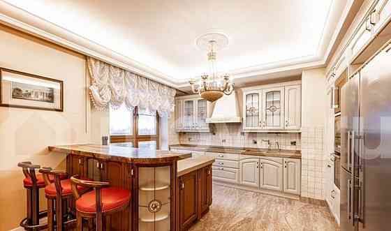 3-комн. квартира, 115.8 м2, 19/23 эт. Москва