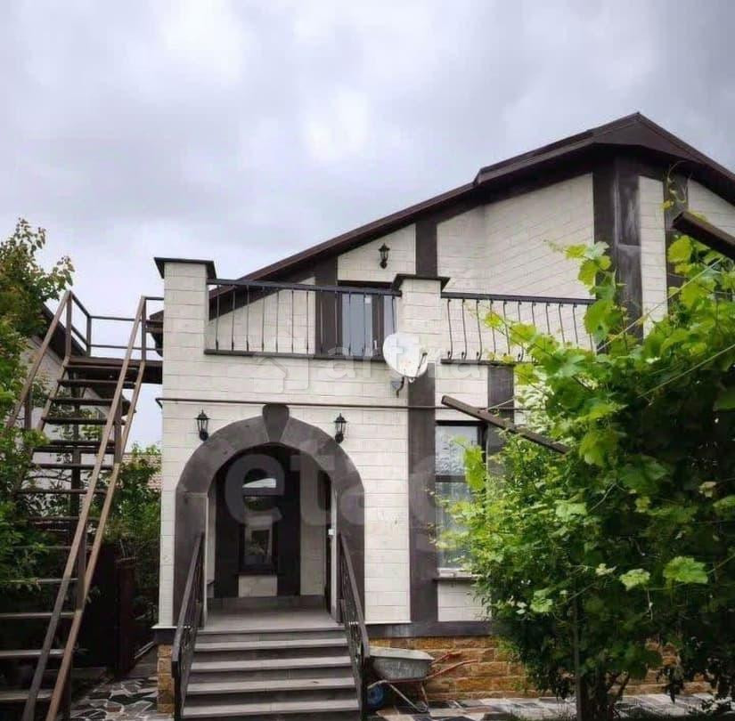 Дом, 103 м2, 1 сотка, 2 эт. Ставрополь - изображение 1