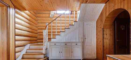 Дом, 600 м2, 0.55 га, 3 эт. Москва