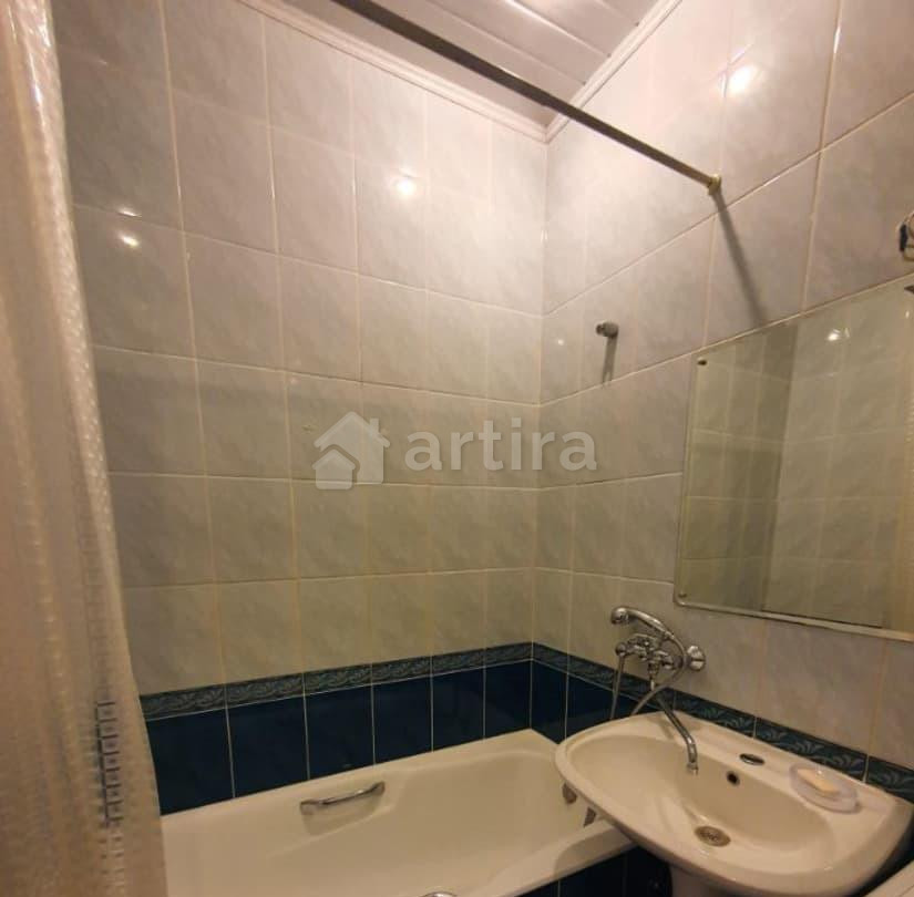 Комната, 18 м2, 1/5 эт. Москва - изображение 2