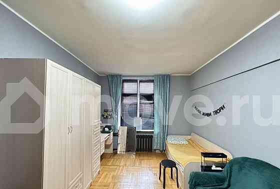 2-комн. квартира, 57 м2, 1/5 эт. Москва