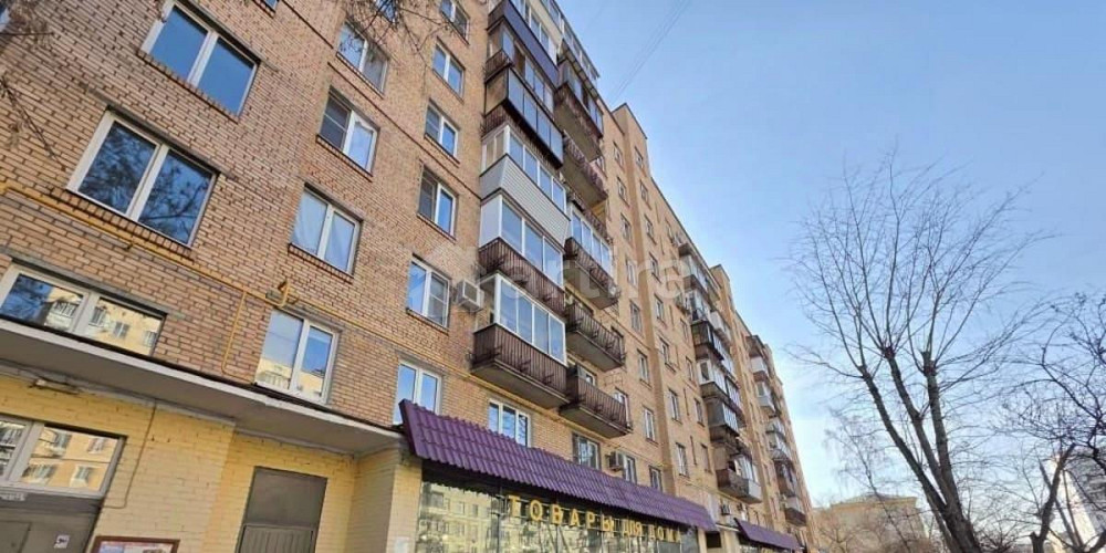 Комната, 8 м2, 5/9 эт. Москва - изображение 1