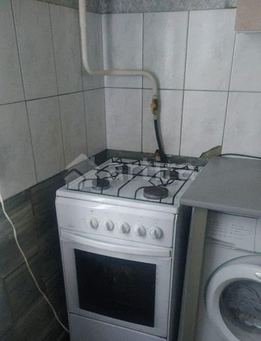 Комната, 32 м2, 1/9 эт. Ижевск - изображение 2