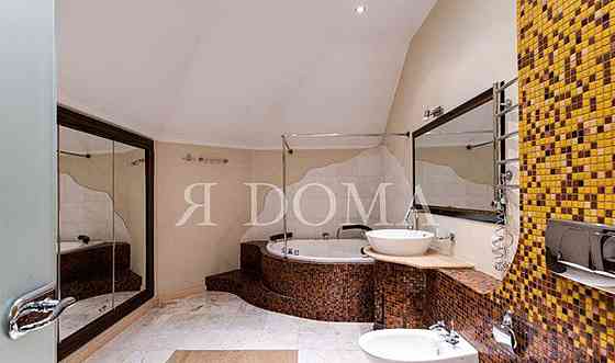 Дом, 1200 м2, 0.56 га, 2 эт. Одинцово