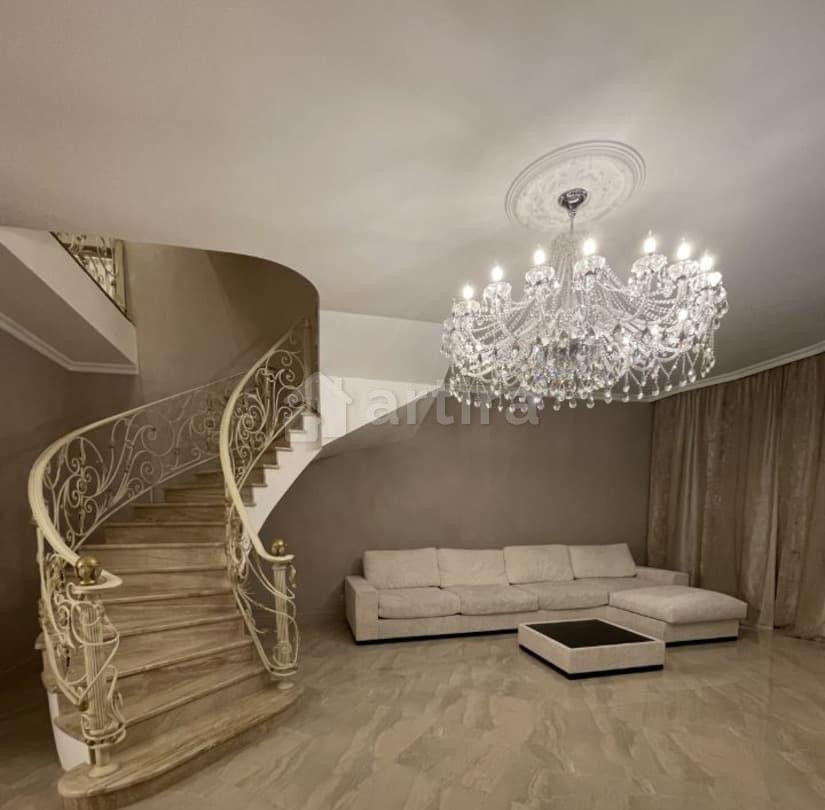 Таунхаус, 300 м2, 2 сотки, 4 эт. Истра - изображение 1