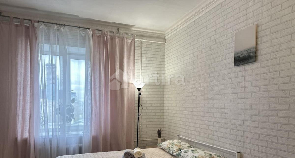 Комната, 25 м2, 8/8 эт. Москва - изображение 1