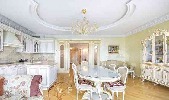 5-комн. квартира, 194 м2, 20/37 эт. Москва