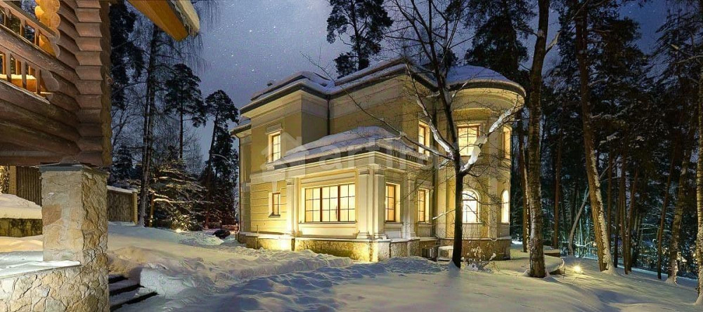 Коттедж, 600 м2, 0.7 га, 2 эт. Архангельское - изображение 1