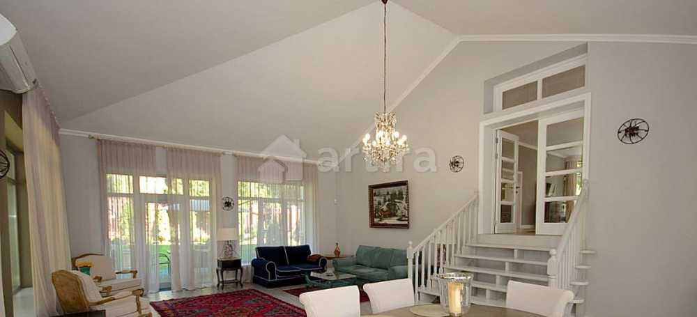 Коттедж, 600 м2, 25 соток, 3 эт. Одинцово - изображение 1