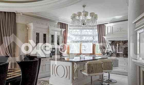 6-комн. квартира, 263 м2, 5/9 эт. Москва